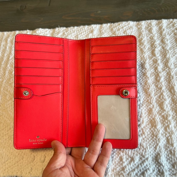 Kate Spade wallet - Picture 3 of 3